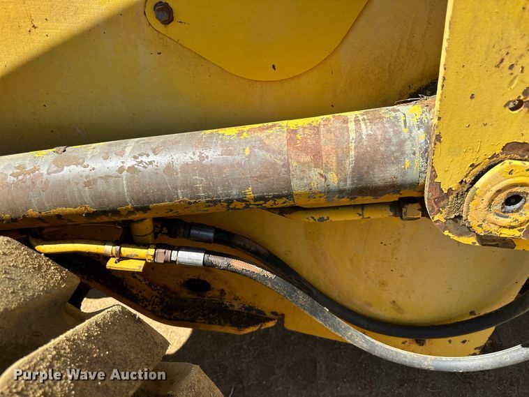 image for item DO1270 1986 Dresser 520B wheel loader