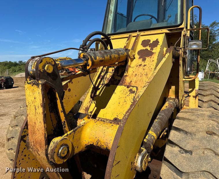 image for item DO1270 1986 Dresser 520B wheel loader