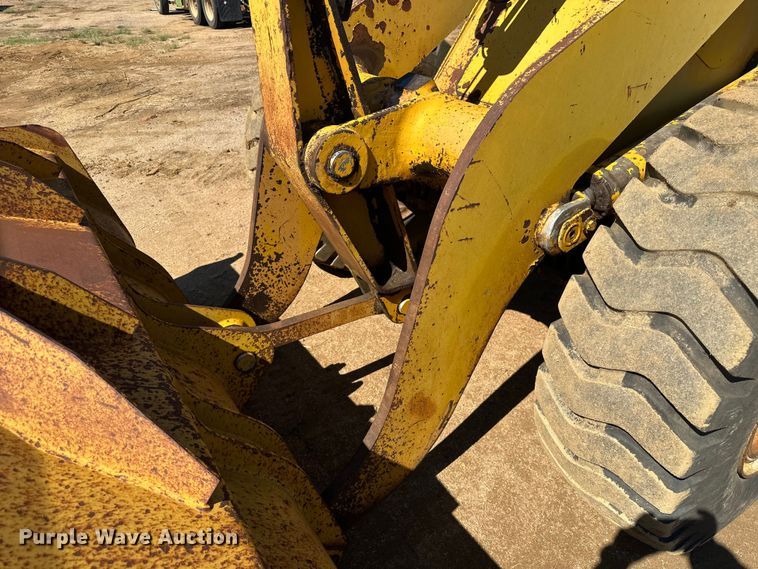 image for item DO1270 1986 Dresser 520B wheel loader