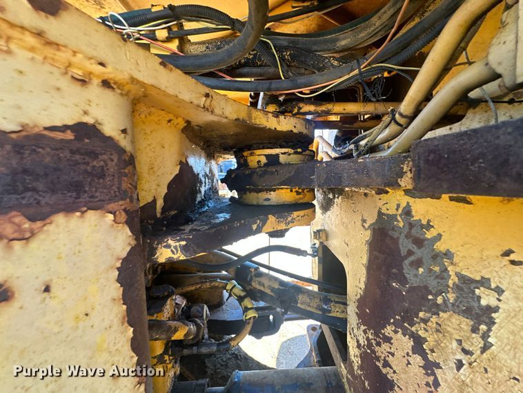 image for item DO1270 1986 Dresser 520B wheel loader