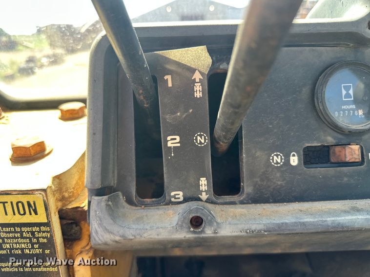 image for item DO1270 1986 Dresser 520B wheel loader