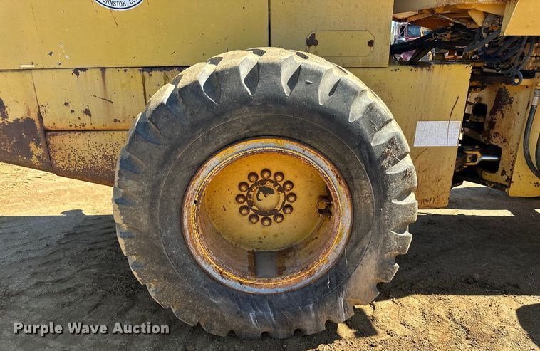 image for item DO1270 1986 Dresser 520B wheel loader