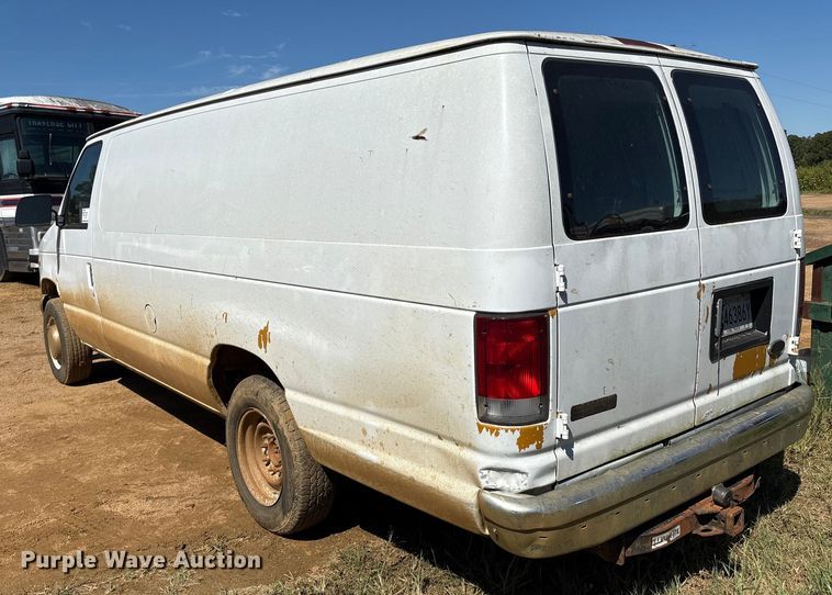 image for item DO1271 2000 Ford E250 van