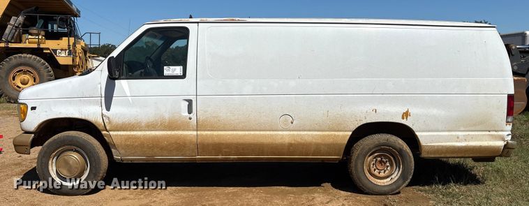 image for item DO1271 2000 Ford E250 van