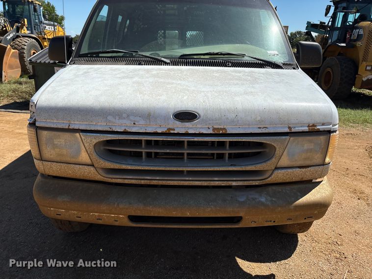 image for item DO1271 2000 Ford E250 van
