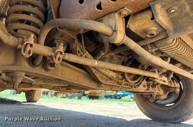 image for item DO1271 2000 Ford E250 van