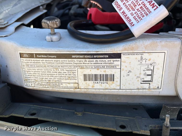 image for item DO1271 2000 Ford E250 van