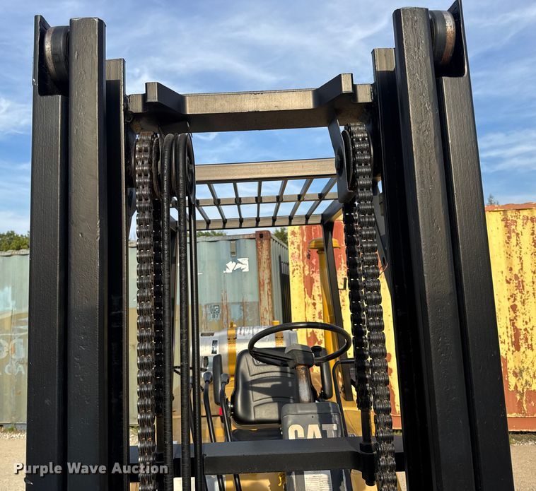 image for item DO2253 Caterpillar GPL40 forklift