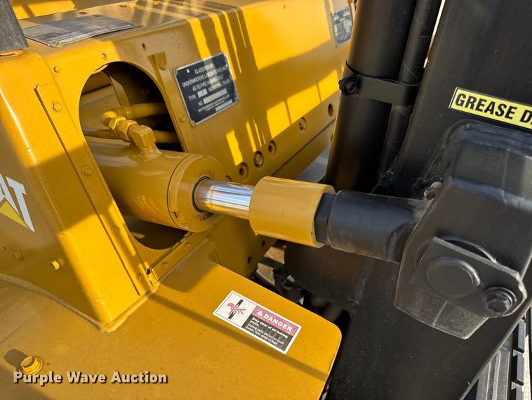 image for item DO2253 Caterpillar GPL40 forklift