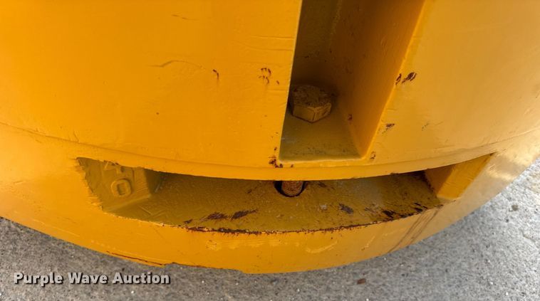 image for item DO2253 Caterpillar GPL40 forklift