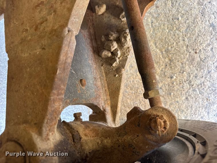 image for item DO2253 Caterpillar GPL40 forklift