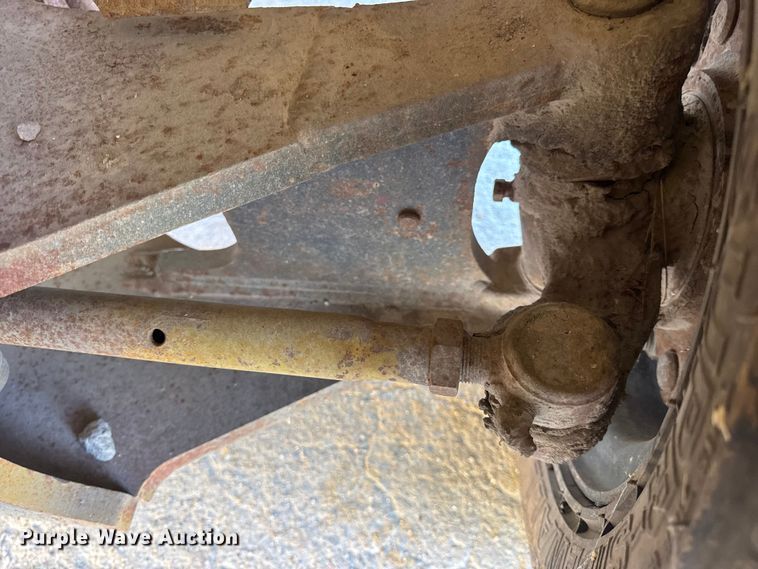 image for item DO2253 Caterpillar GPL40 forklift