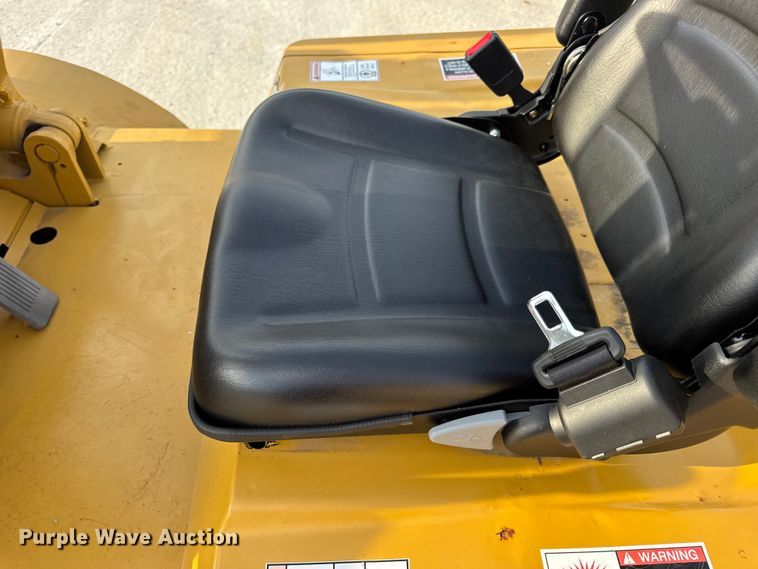 image for item DO2253 Caterpillar GPL40 forklift