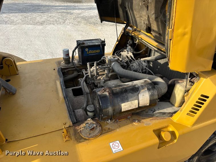 image for item DO2253 Caterpillar GPL40 forklift