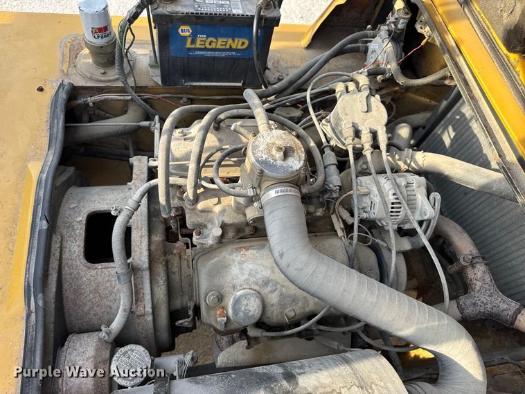 image for item DO2253 Caterpillar GPL40 forklift