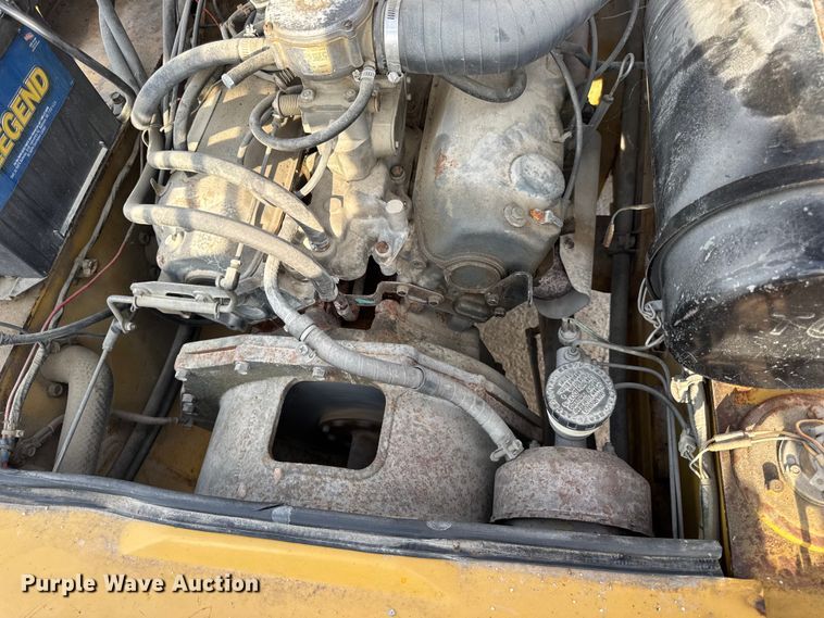 image for item DO2253 Caterpillar GPL40 forklift