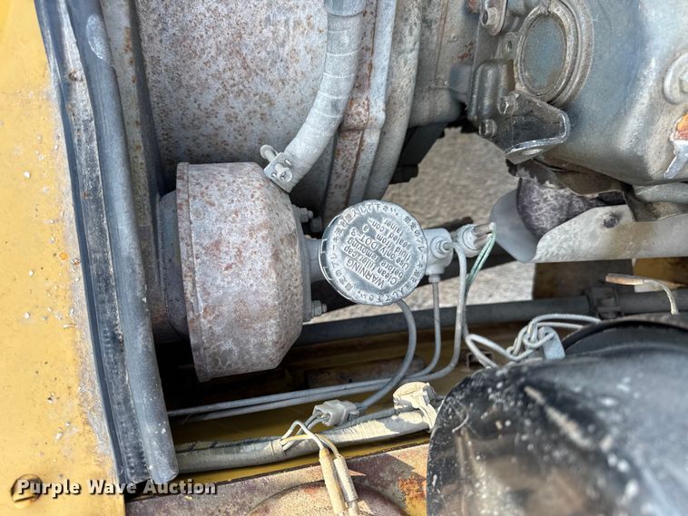 image for item DO2253 Caterpillar GPL40 forklift