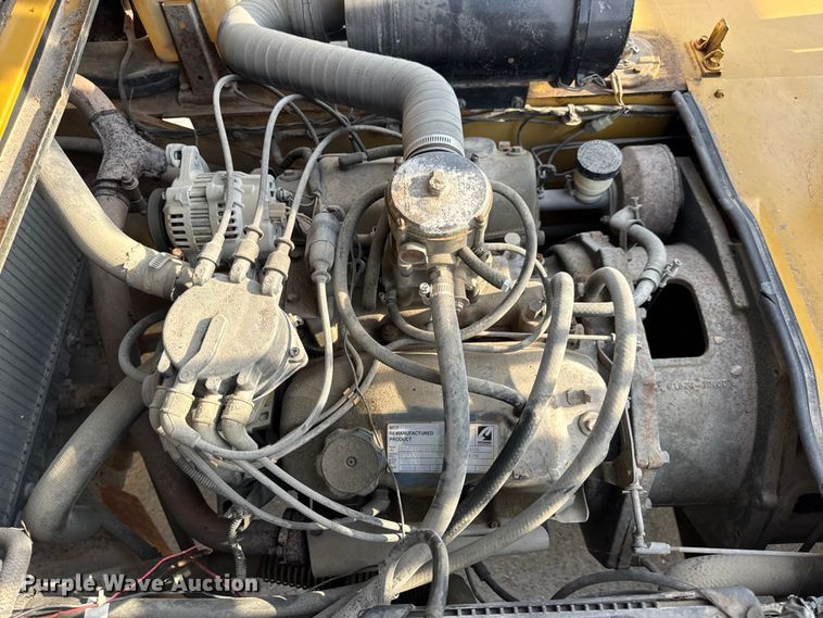 image for item DO2253 Caterpillar GPL40 forklift