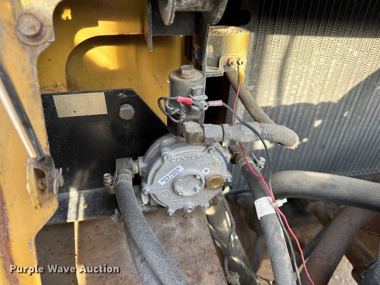 image for item DO2253 Caterpillar GPL40 forklift