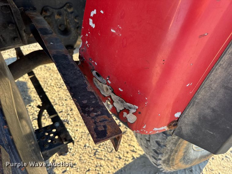 image for item DO2255 1992 Ford L8000 dump truck