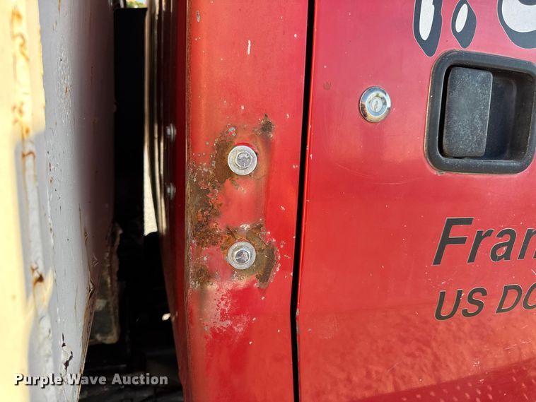 image for item DO2255 1992 Ford L8000 dump truck