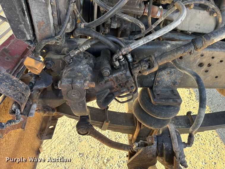 image for item DO2255 1992 Ford L8000 dump truck