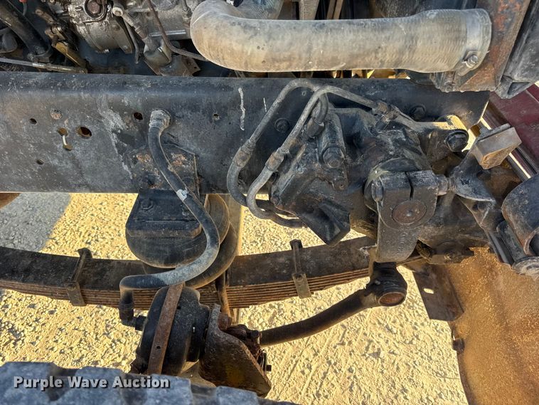 image for item DO2255 1992 Ford L8000 dump truck