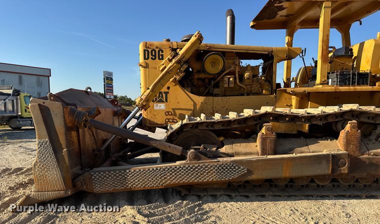 image for item DO2256 1973 Caterpillar D9G dozer
