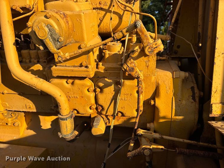 image for item DO2256 1973 Caterpillar D9G dozer