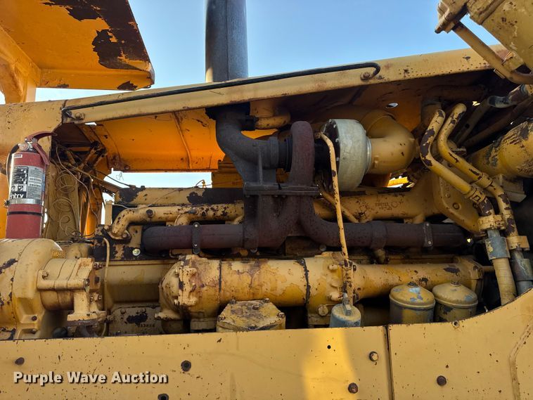 image for item DO2256 1973 Caterpillar D9G dozer