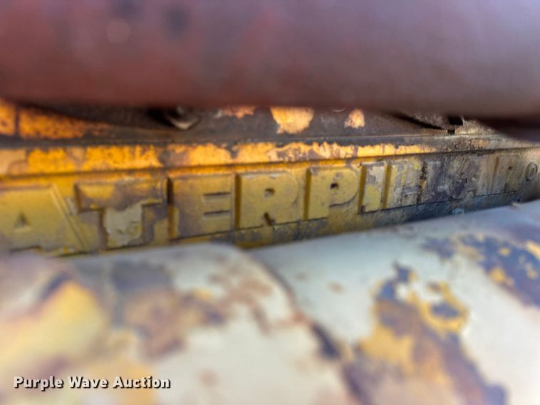 image for item DO2256 1973 Caterpillar D9G dozer