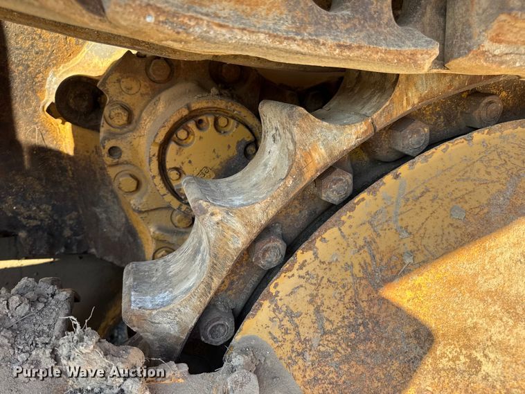 image for item DO2256 1973 Caterpillar D9G dozer