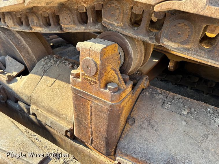 image for item DO2256 1973 Caterpillar D9G dozer