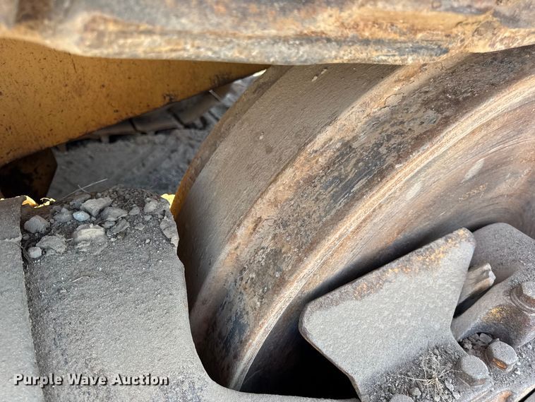 image for item DO2256 1973 Caterpillar D9G dozer