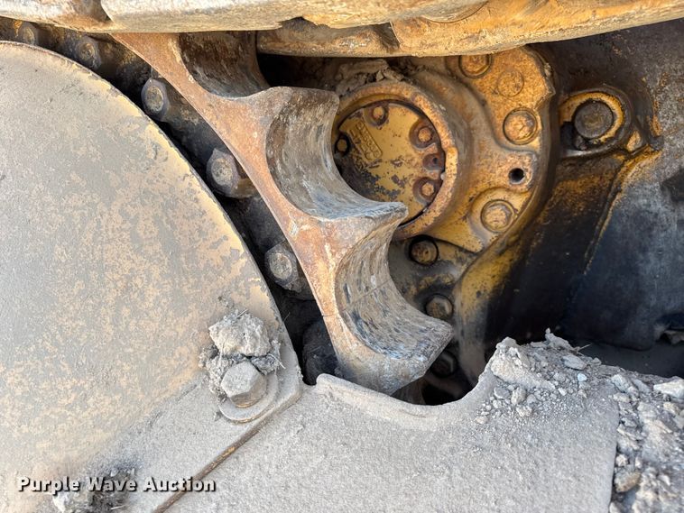 image for item DO2256 1973 Caterpillar D9G dozer