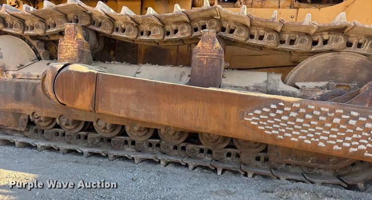 image for item DO2256 1973 Caterpillar D9G dozer