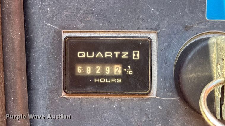 image for item DO2260 2000 JLG 600S boom lift