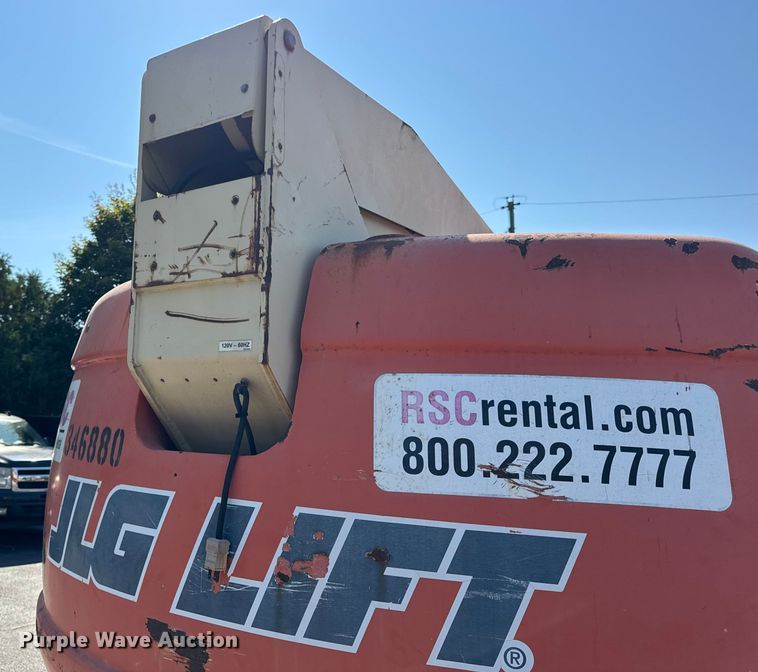 image for item DO2260 2000 JLG 600S boom lift
