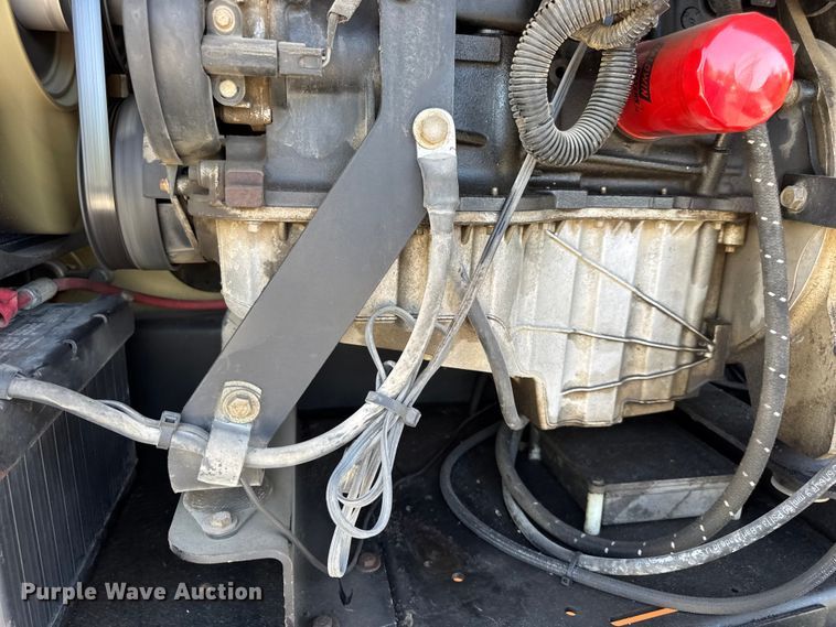 image for item DO2260 2000 JLG 600S boom lift