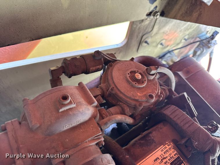 image for item DO2260 2000 JLG 600S boom lift