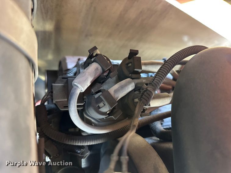 image for item DO2260 2000 JLG 600S boom lift