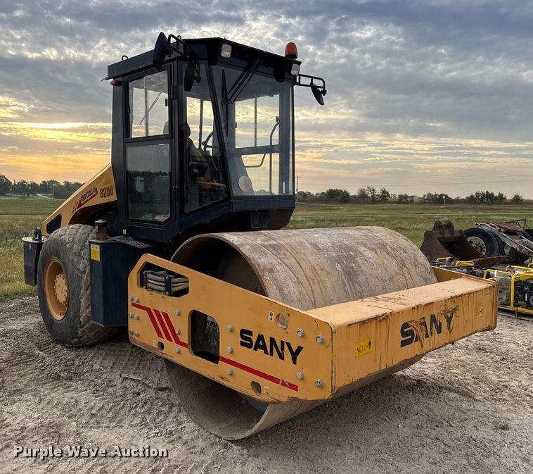 image for item DO2317 Sany SSR120C-8 single drum vibratory roller