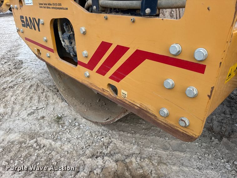 image for item DO2317 Sany SSR120C-8 single drum vibratory roller