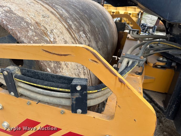 image for item DO2317 Sany SSR120C-8 single drum vibratory roller