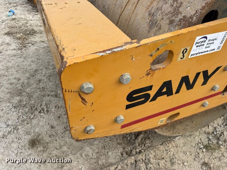 image for item DO2317 Sany SSR120C-8 single drum vibratory roller