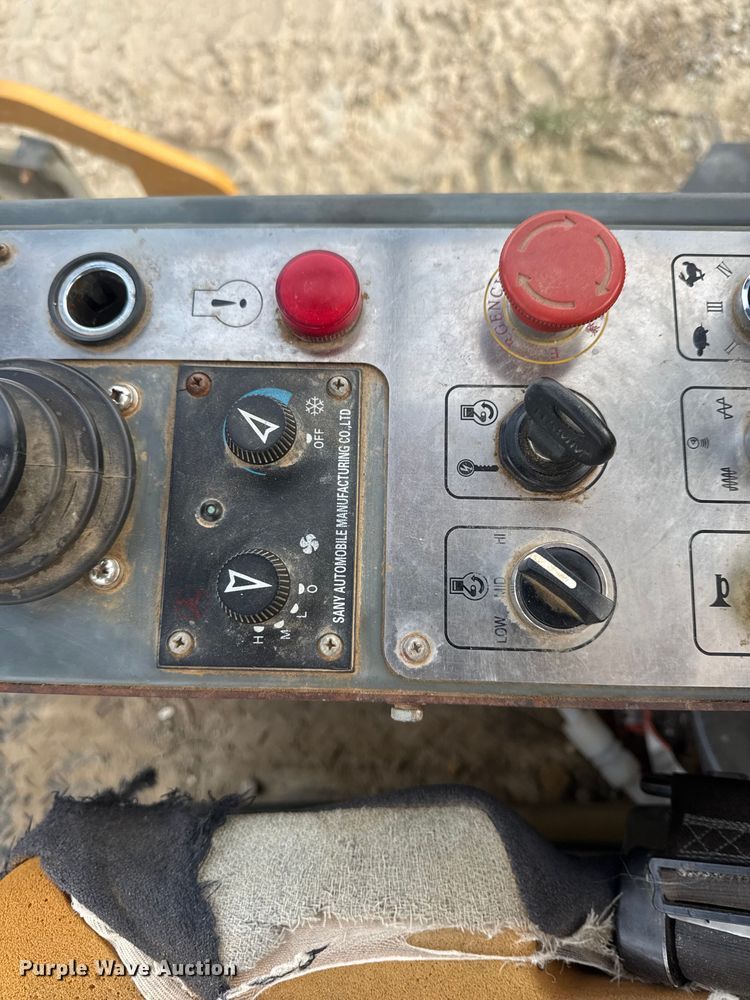 image for item DO2317 Sany SSR120C-8 single drum vibratory roller