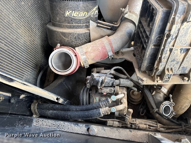 image for item DO2317 Sany SSR120C-8 single drum vibratory roller