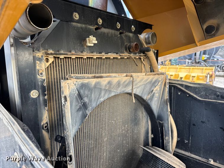 image for item DO2317 Sany SSR120C-8 single drum vibratory roller