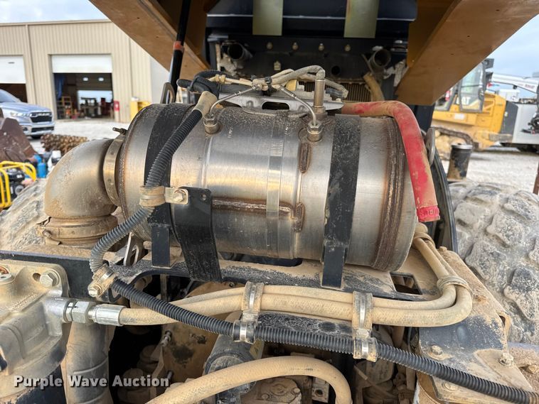 image for item DO2317 Sany SSR120C-8 single drum vibratory roller