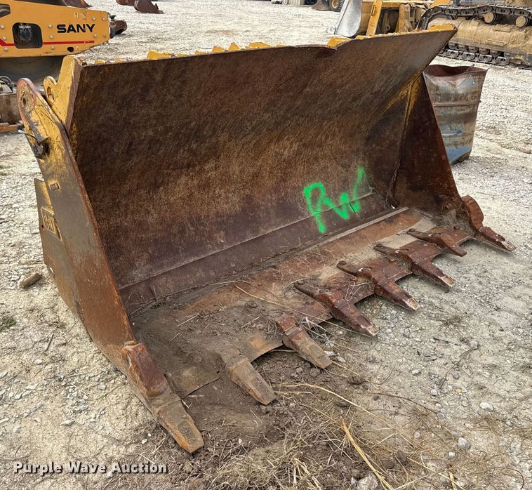 image for item DO2319 2009 Caterpillar 286-0049 track loader four-in-on bucket